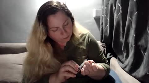 Snapshot of candycream74 chatting on 4, 3, 2026 Laura online show from 4, 3, 2026