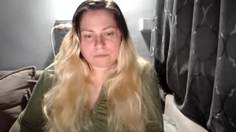 Snapshot of candycream74 chatting on 5, 3, 2026 Laura online show from 5, 3, 2026