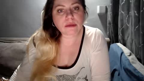 Snapshot of candycream74 chatting on 17, 3, 2026 Laura online show from 17, 3, 2026