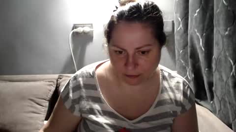 Snapshot of candycream74 chatting on 1, 4, 2026 Laura online show from 1, 4, 2026