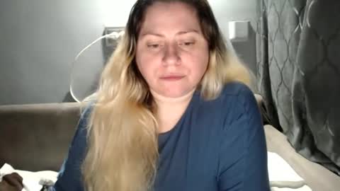 Snapshot of candycream74 chatting on 9, 4, 2026 Laura online show from 9, 4, 2026