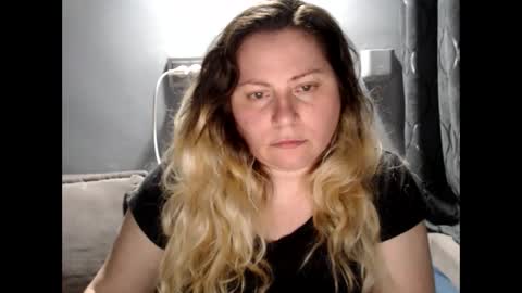 Snapshot of candycream74 chatting on 7, 6, 2026 Laura online show from 7, 6, 2026