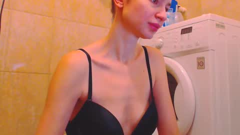 CANDYJESx online show from 25, 1, 2025