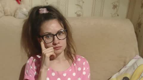 say meow and send tip  online show from 12, 3, 2025