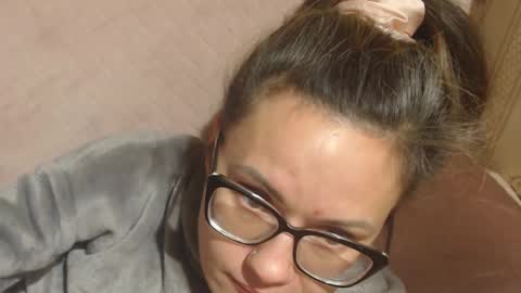 say meow and send tip  online show from 23, 11, 2025