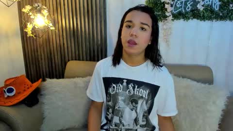 candypink12 online show from 6, 1, 2026