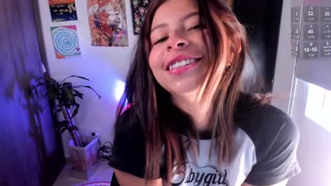 Camilla online show from 21, 1, 2025