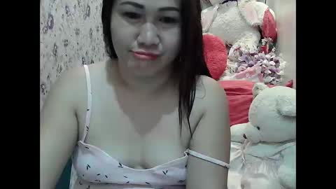 Snapshot of candyyonah03 chatting on 24, 4, 2026 candyyonah03 online show from 24, 4, 2026