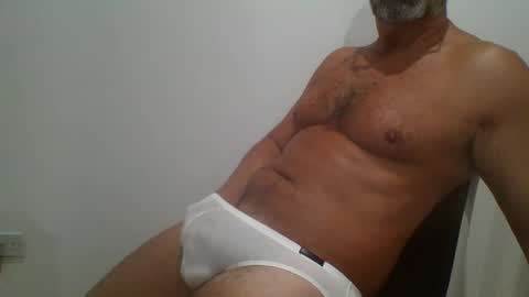 Snapshot of canee chatting on 15, 9, 2025 canee online show from 15, 9, 2025