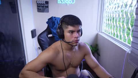 Snapshot of capizzi_ chatting on 16, 2, 2026 David Capizzi online show from 16, 2, 2026