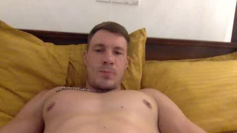 Snapshot of capt_oliver chatting on 6, 12, 2024 follow my twitter online show from 6, 12, 2024