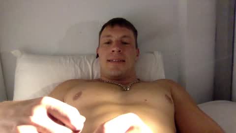 Snapshot of capt_oliver chatting on 21, 1, 2025 follow my twitter online show from 21, 1, 2025