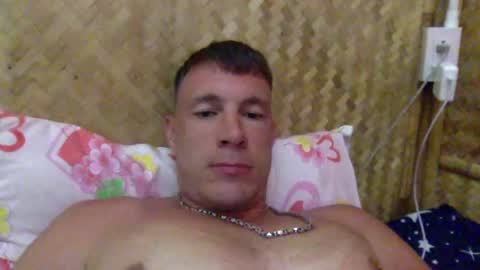 Snapshot of capt_oliver chatting on 26, 1, 2025 follow my twitter online show from 26, 1, 2025