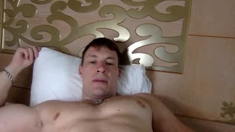 Snapshot of capt_oliver chatting on 23, 4, 2026 follow my twitter online show from 23, 4, 2026