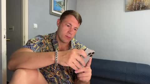 Snapshot of capt_oliver chatting on 30, 5, 2026 follow my twitter online show from 30, 5, 2026