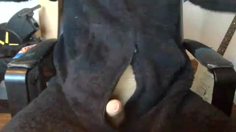 Captain 8 Inches online show from 15, 1, 2025