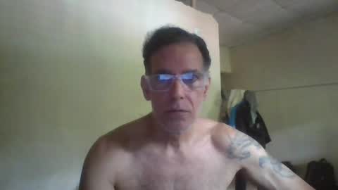 Snapshot of captainfox_ chatting on 5, 7, 2026 captainfox_ online show from 5, 7, 2026