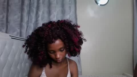 Snapshot of carababey chatting on 5, 5, 2026 carababey online show from 5, 5, 2026