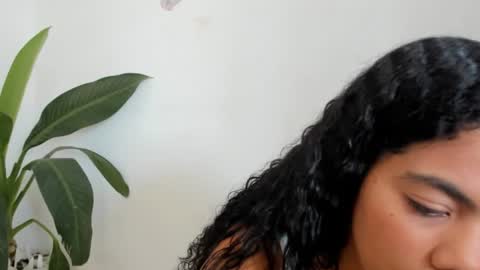 Snapshot of caraiosh_ chatting on 7, 7, 2026 Cara online show from 7, 7, 2026