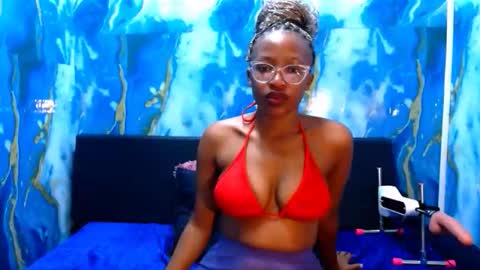 Snapshot of caramelchoco69 chatting on 18, 5, 2026 caramelchoco69 online show from 18, 5, 2026