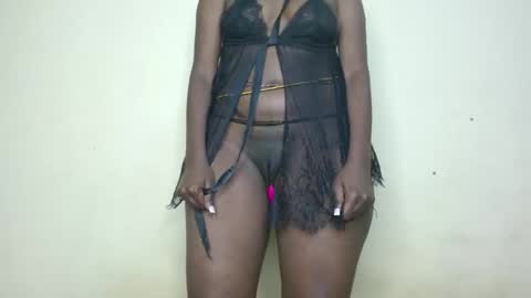 caramelebony_ online show from 9, 1, 2025