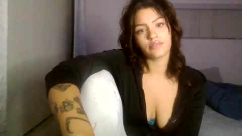 caramelmami26 online show from 7, 1, 2025