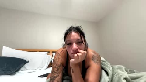 Snapshot of caramelmami26 chatting on 6, 6, 2026 caramelmami26 online show from 6, 6, 2026