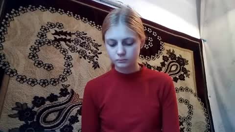 Snapshot of carissaalderson chatting on 15, 5, 2026 Kira online show from 15, 5, 2026