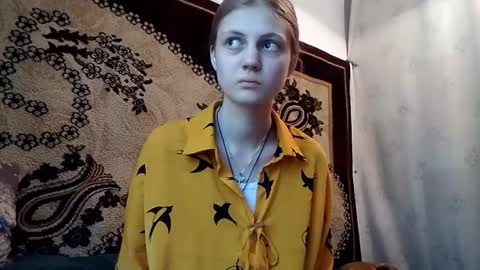 Snapshot of carissaalderson chatting on 28, 5, 2026 Kira online show from 28, 5, 2026