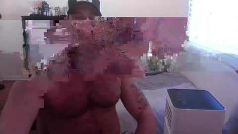 Snapshot of carl_beauchamp chatting on 16, 10, 2025 CarlBeauXXX online show from 16, 10, 2025