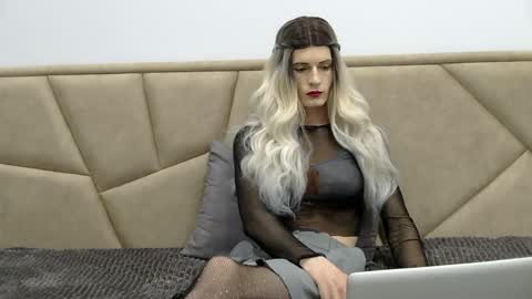 Snapshot of carla_rosson chatting on 13, 5, 2026 sexy online show from 13, 5, 2026