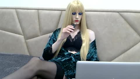 Snapshot of carla_rosson chatting on 4, 6, 2026 sexy online show from 4, 6, 2026