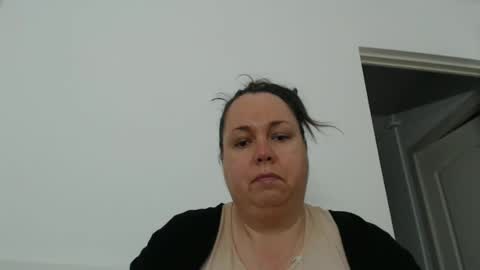 Carlaruth online show from 14, 4, 2026