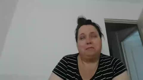 Snapshot of carlaruth chatting on 1, 5, 2026 Carlaruth online show from 1, 5, 2026
