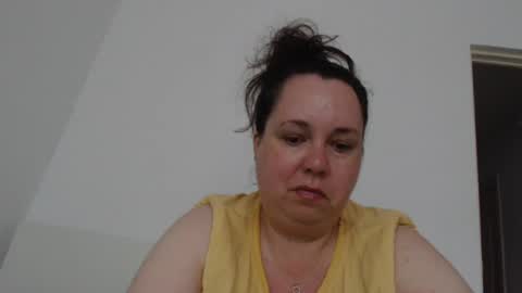Snapshot of carlaruth chatting on 8, 7, 2026 Carlaruth online show from 8, 7, 2026