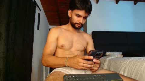 Snapshot of carlbadams96 chatting on 3, 2, 2025 sebasfit online show from 3, 2, 2025