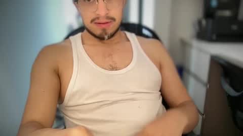 Snapshot of carlcarlinches4 chatting on 16, 9, 2025 carlcarlinches4 online show from 16, 9, 2025