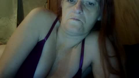 carleeswoman08 online show from 24, 10, 2025