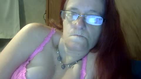 Snapshot of carleeswoman08 chatting on 1, 4, 2026 carleeswoman08 online show from 1, 4, 2026