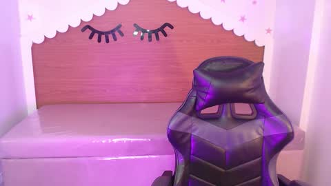 CARLYE   online show from 23, 12, 2025