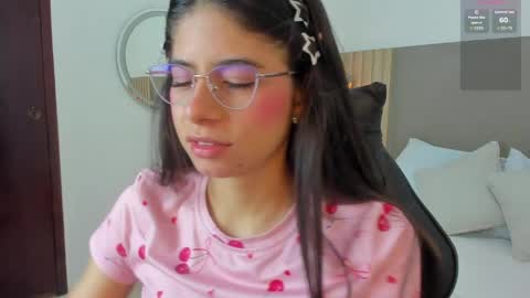 C A R L I N A online show from 4, 4, 2026