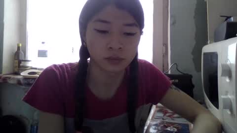 CarlyJoy online show from 19, 2, 2025