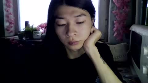 CarlyJoy online show from 28, 10, 2025