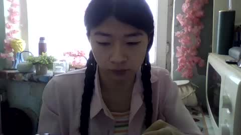 Snapshot of carlyjoy chatting on 6, 4, 2026 CarlyJoy online show from 6, 4, 2026