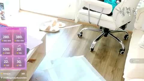 Snapshot of carmencash_ chatting on 24, 6, 2026 Carmen Cash online show from 24, 6, 2026