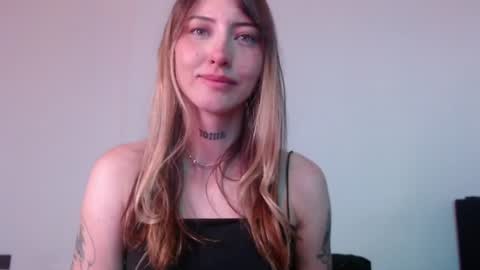 carmennrusso online show from 14, 7, 2026