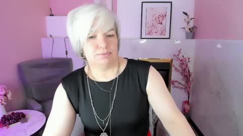 Snapshot of carmensoft chatting on 9, 5, 2026 Carmen online show from 9, 5, 2026