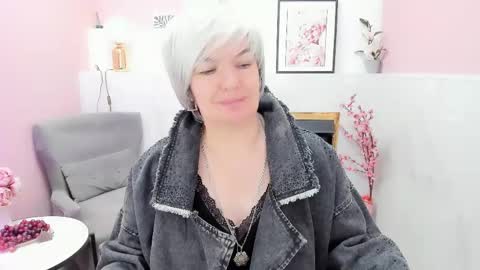Snapshot of carmensoft chatting on 10, 5, 2026 Carmen online show from 10, 5, 2026