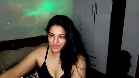 Snapshot of carmincarmenere chatting on 13, 1, 2026 CarminCe online show from 13, 1, 2026