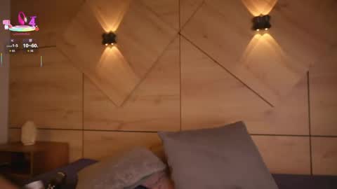 caro_sanchezz online show from 1, 4, 2026